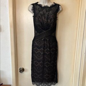 Tadashi Shoji Elegant Black Lace Midi Dress size 2